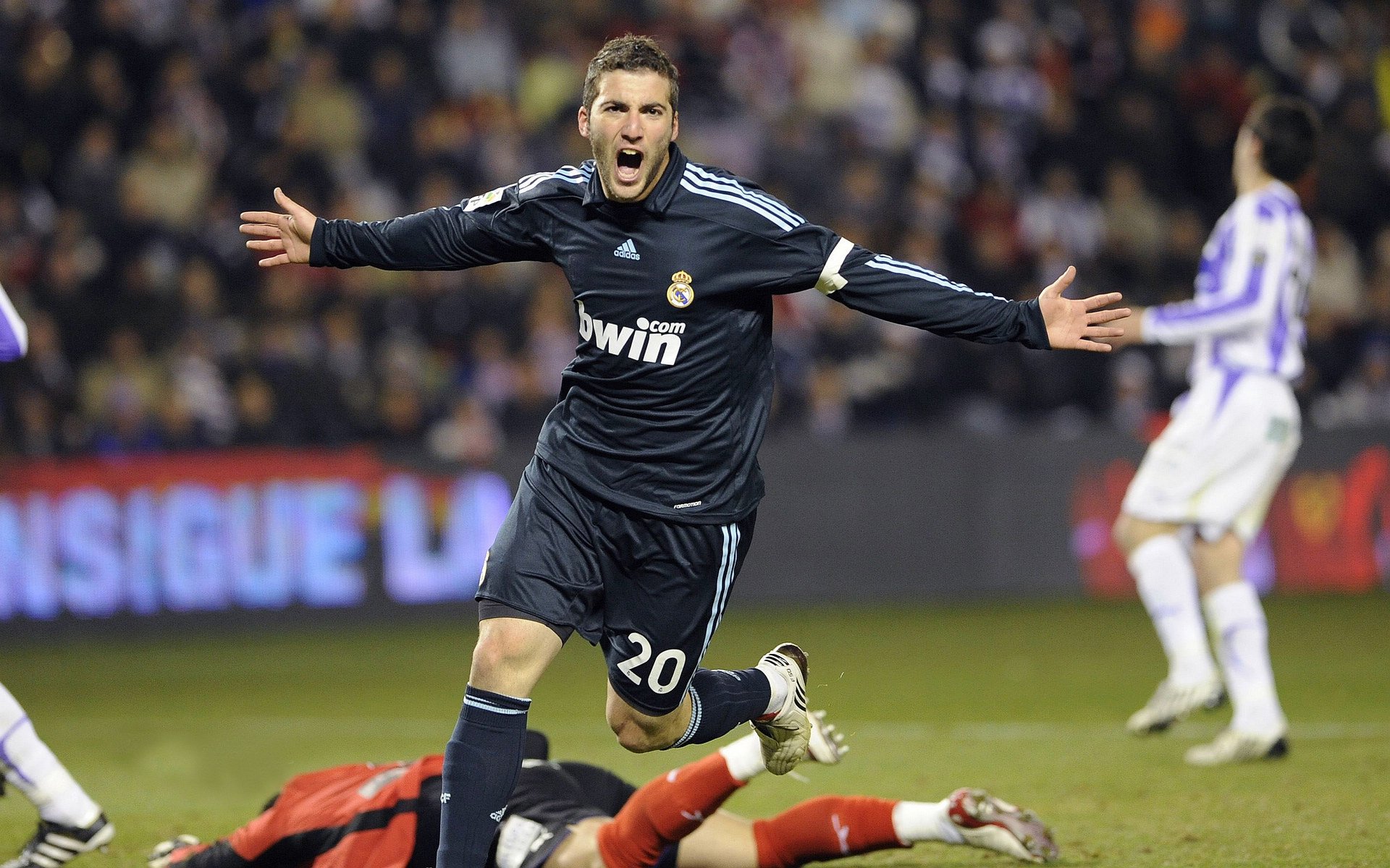 足球文化节掀起全民足球热潮，推动运动普及，足球文化节征文美篇